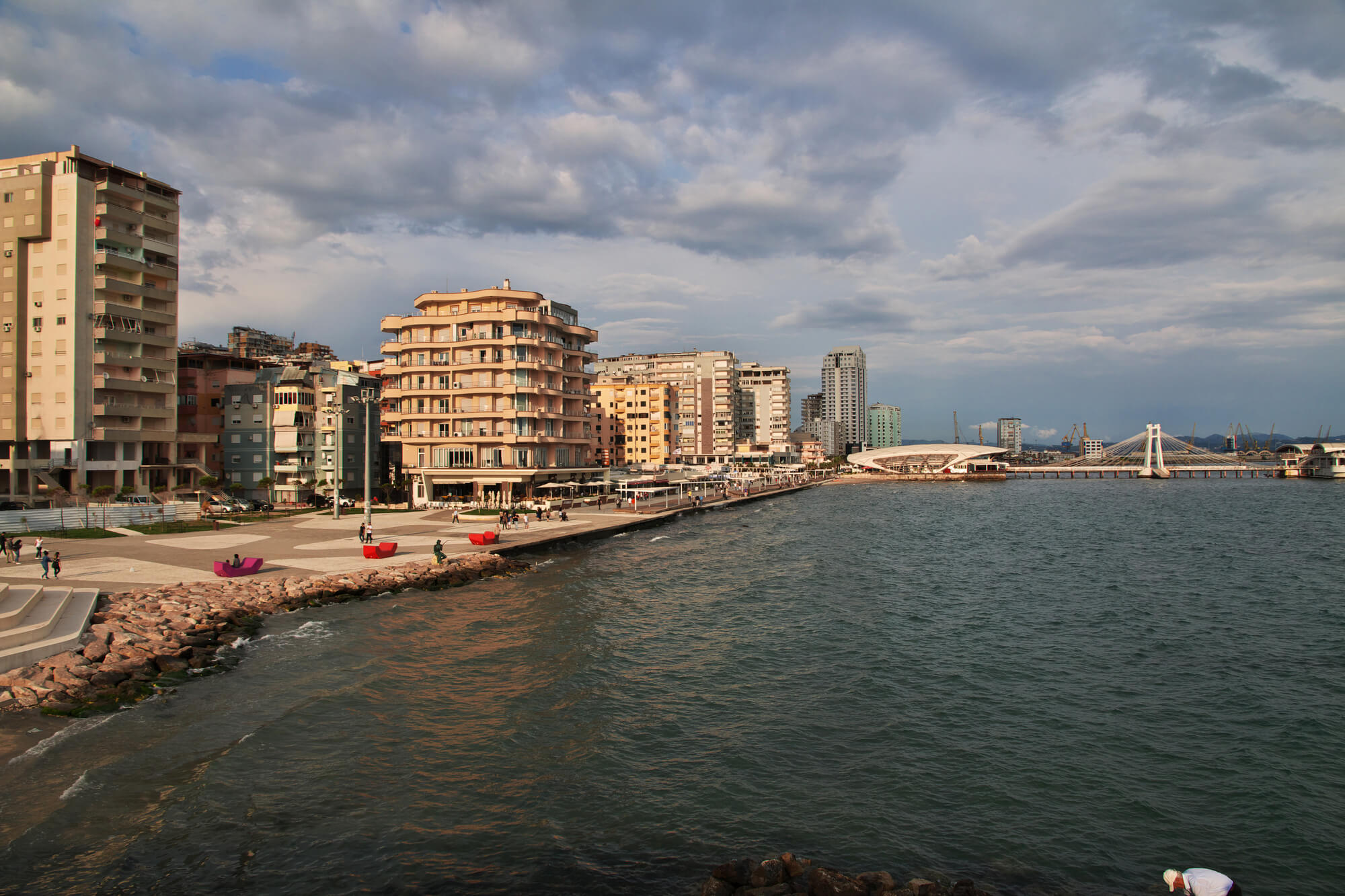 какое море в дурресе албания