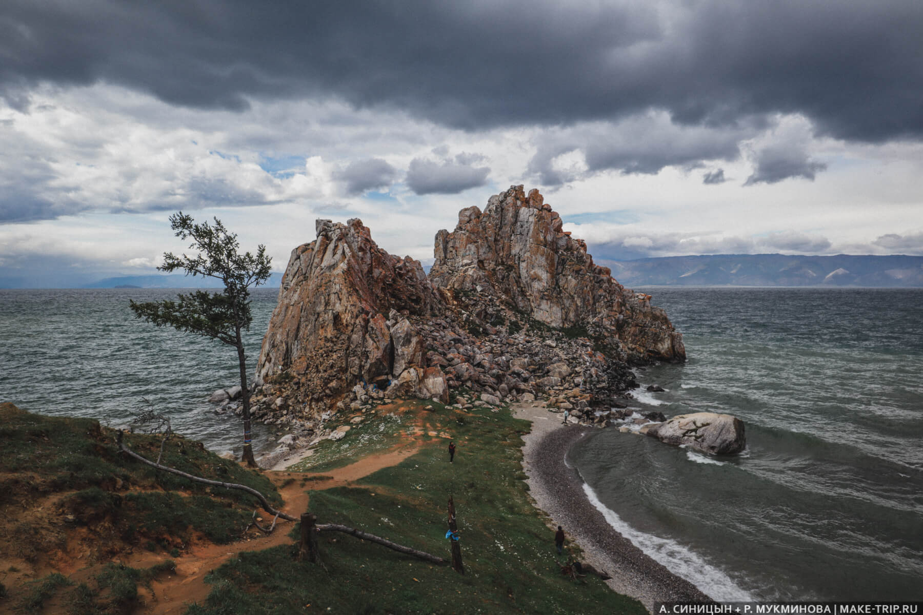 Скала Шаманка Скала Шаманка на Ольхоне