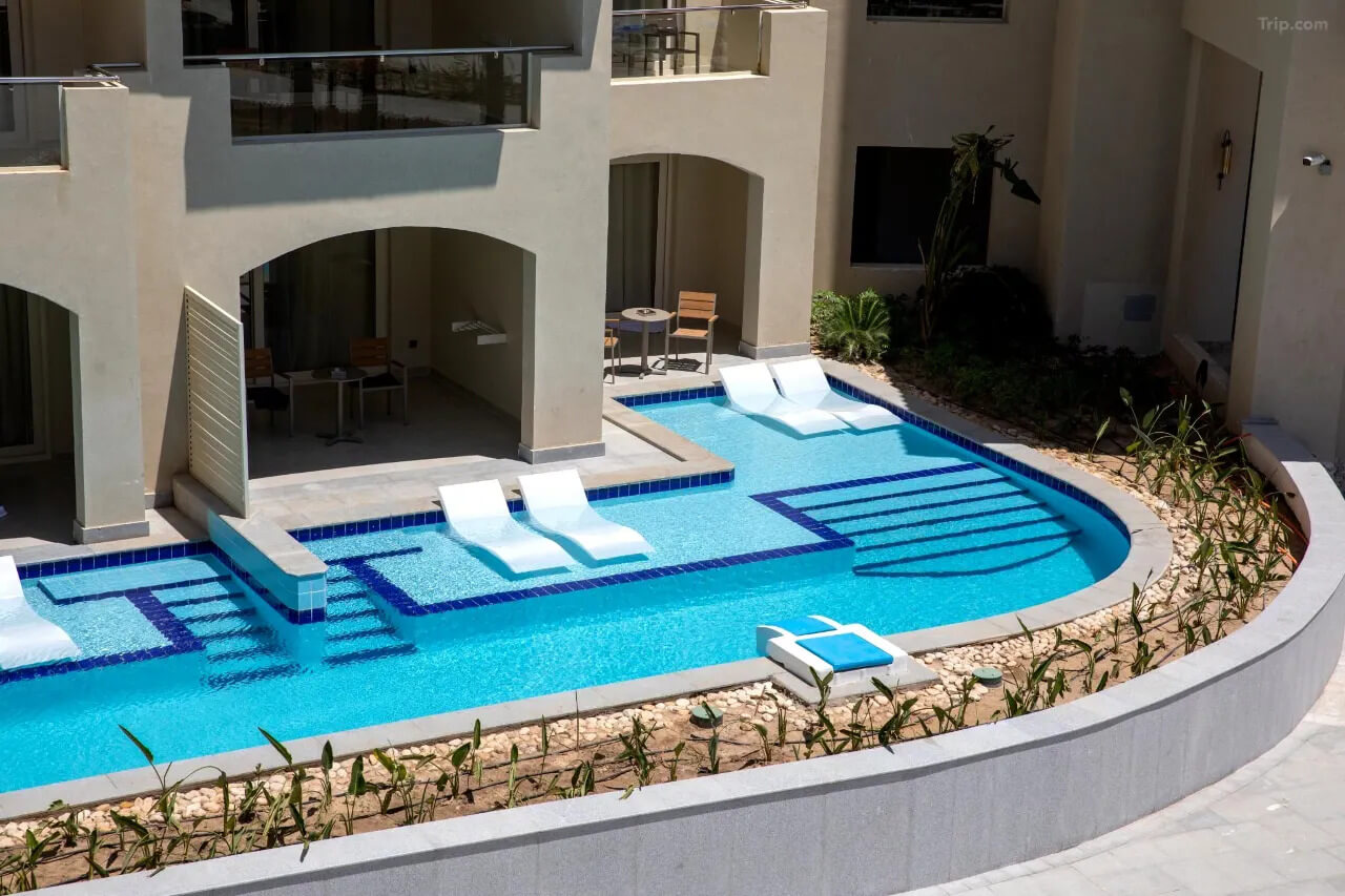 Serenity Sky Arc Resort 5*
