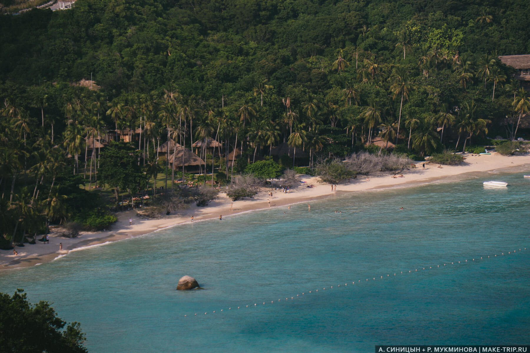 Пляж Shark Bay на ко Тао